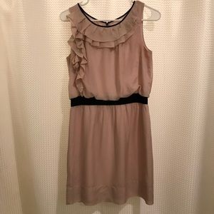 ✨2/$20 | LOFT sleeveless dress